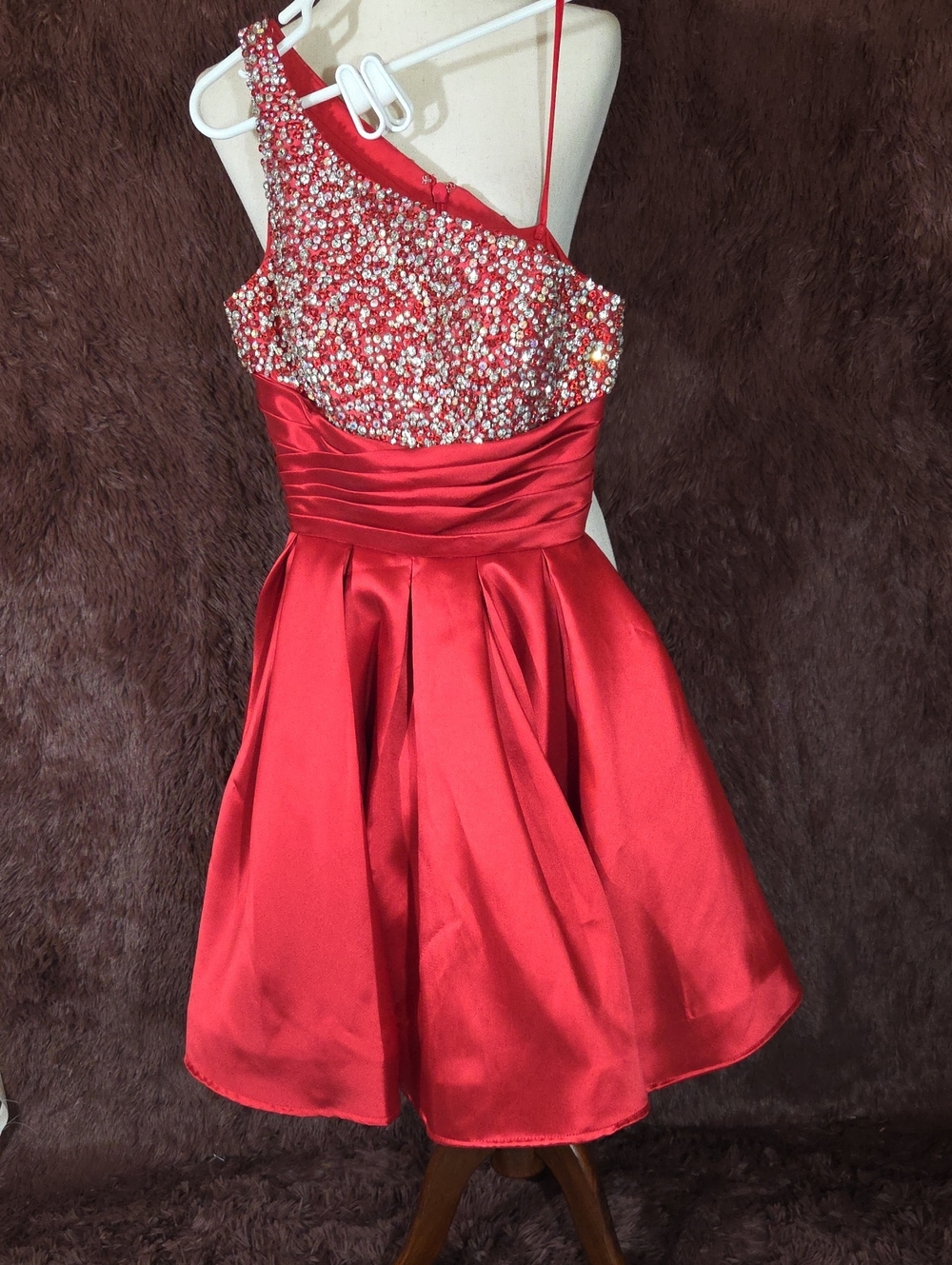 ASHLEY Lauren Red One-Shoulder Beaded Satin Formal Dress Size 2
